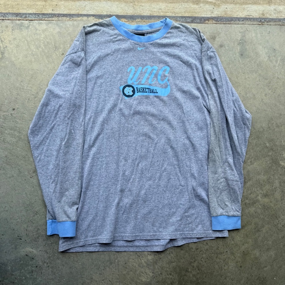 Nike Team UNC Basketball Long Sleeve T-Shirt Gray Blue North Carolina Tar Heels